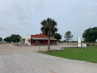 720 S Mccarty Ave, Eagle Lake, TX 77434