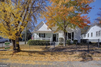 27 N Broad St, Porterdale, GA 30014