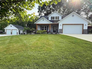1285 E Zinnia Dr, Bloomington, IN 47401