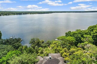 331 Sailfish Dr, Tarpon Springs, FL 34688