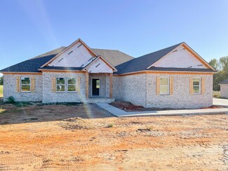575 Fern Rd, Wetumpka, AL 36092