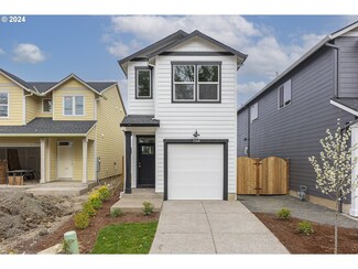 1749 NE Waterfront St, Newberg, OR 97132
