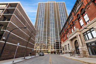 1560 N Sandburg Terrace Unit 2805J, Chicago, IL 60610