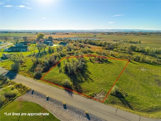 6526 Chimney Rock Dr, Billings, MT 59106