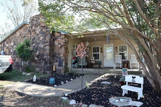 916 Pear St, Black Rock, AR 72415