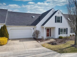 3499 E Prescott Cir, Cuyahoga Falls, OH 44223