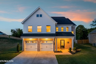 357 Aspen Dr, Lenoir City, TN 37771