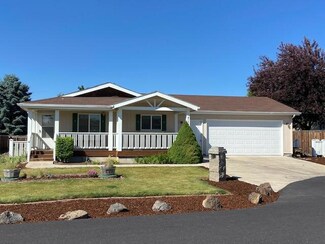 718 NE Ute Ct, Redmond, OR 97756