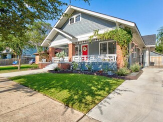 1421 S Adams St, Fort Worth, TX 76104