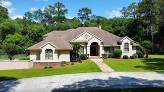 87 Waterfront St, Tifton, GA 31794