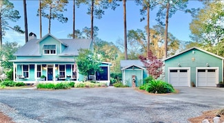 1106 Shell Ln SE, Darien, GA 31305