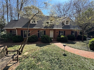 116 Liberty Hall Dr, Pendleton, SC 29670
