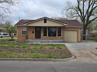 895 S Fabrique Dr, Wichita, KS 67218