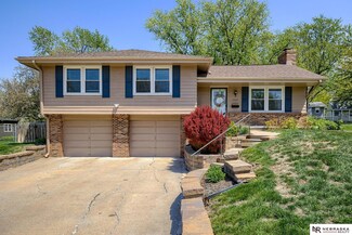 5029 S 95th Cir, Omaha, NE 68127