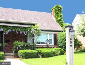 906 Brighton Ave, Reading, PA 19606