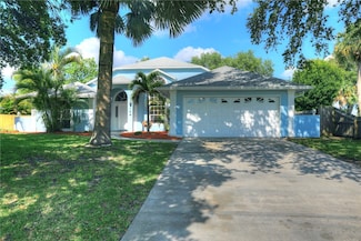 104 Curtis Cir, Sebastian, FL 32958