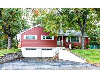 31 Woodlawn Ave, Chelmsford, MA 01824