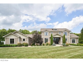 2231 Majesty Ct, Akron, OH 44333