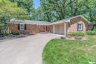 3405 51st St, Moline, IL 61265