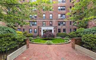 67-71 Yellowstone Blvd Unit 3-L, Forest Hills, NY 11375