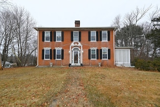386 E Main St, East Brookfield, MA 01515