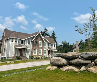 25 Boulder Ridge Dr Unit B, Dover, VT 05356