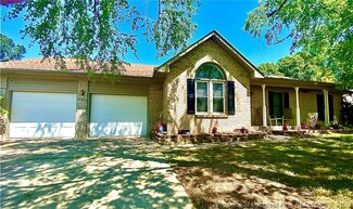 8632 Tangletree Dr, Linden, NC 28356