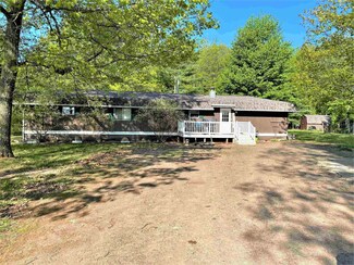 N9453 E Solberg Lake Rd, Phillips, WI 54555