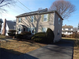 30 N Olney St, Johnston, RI 02919