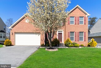 13617 Oaklands Manor Dr, Laurel, MD 20708