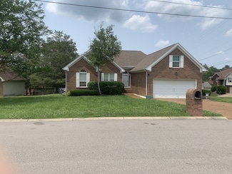 1700 S Bonham Ct, Old Hickory, TN 37138