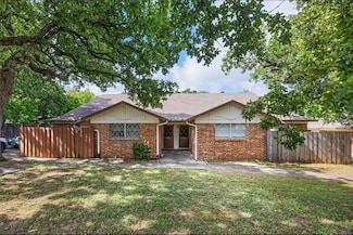 764 E Pecan St, Hurst, TX 76053