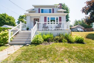 32 Macomber Ave, Swansea, MA 02777