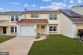 31 Fomalhaut Ave, Blackwood, NJ 08012