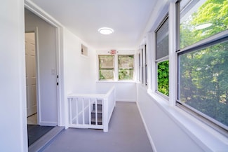 187 Hillside Ave Unit 2nd floor, Shelton, CT 06484
