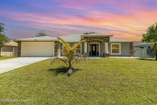 171 Nadell Ave NW, Palm Bay, FL 32907