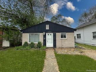 23329 Easterling Ave, Hazel Park, MI 48030