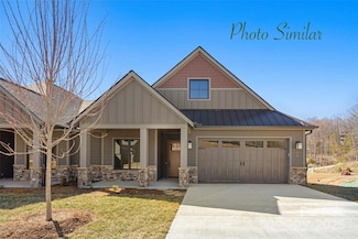 20 Chimney Chase Trail, Laurel Park, NC 28739