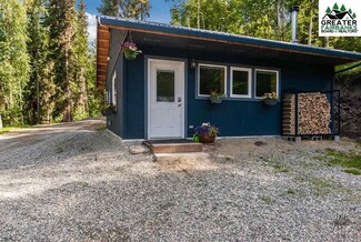 1569 Snowbasin Rd, Fairbanks, AK 99709