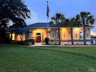 2515 Masters Blvd, Navarre, FL 32566