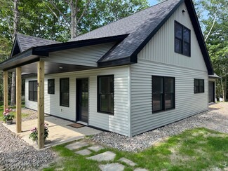 91 Woodland Heights, Bucksport, ME 04416