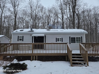 17 Comanche Path, Gouldsboro, PA 18424