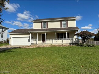 820 Parliament Dr, Ravenna, OH 44266