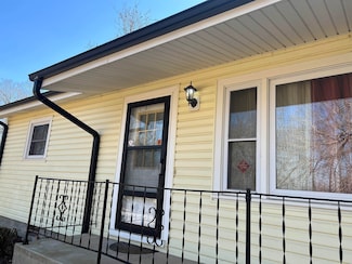 146 Vagabond Rd, Williford, AR 72482