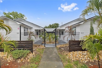 917 30th Ave N Unit 4, Saint Petersburg, FL 33704