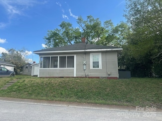 211 State Road S-29-329, Kershaw, SC 29067