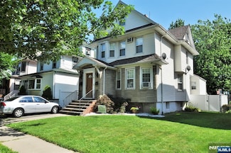 79 Arthur St, Ridgefield Park, NJ 07660