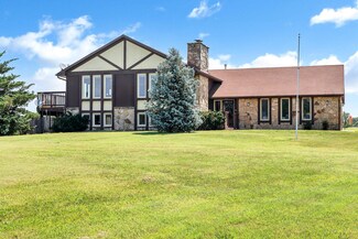 4826 SW Briarcliff Rd, Towanda, KS 67144