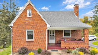 1002 Gringo Rd, Aliquippa, PA 15001