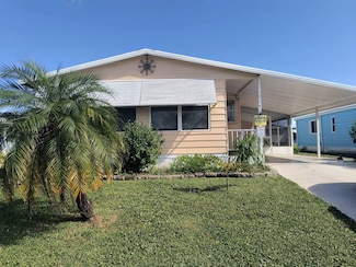 418 Arrowood St, West Melbourne, FL 32904